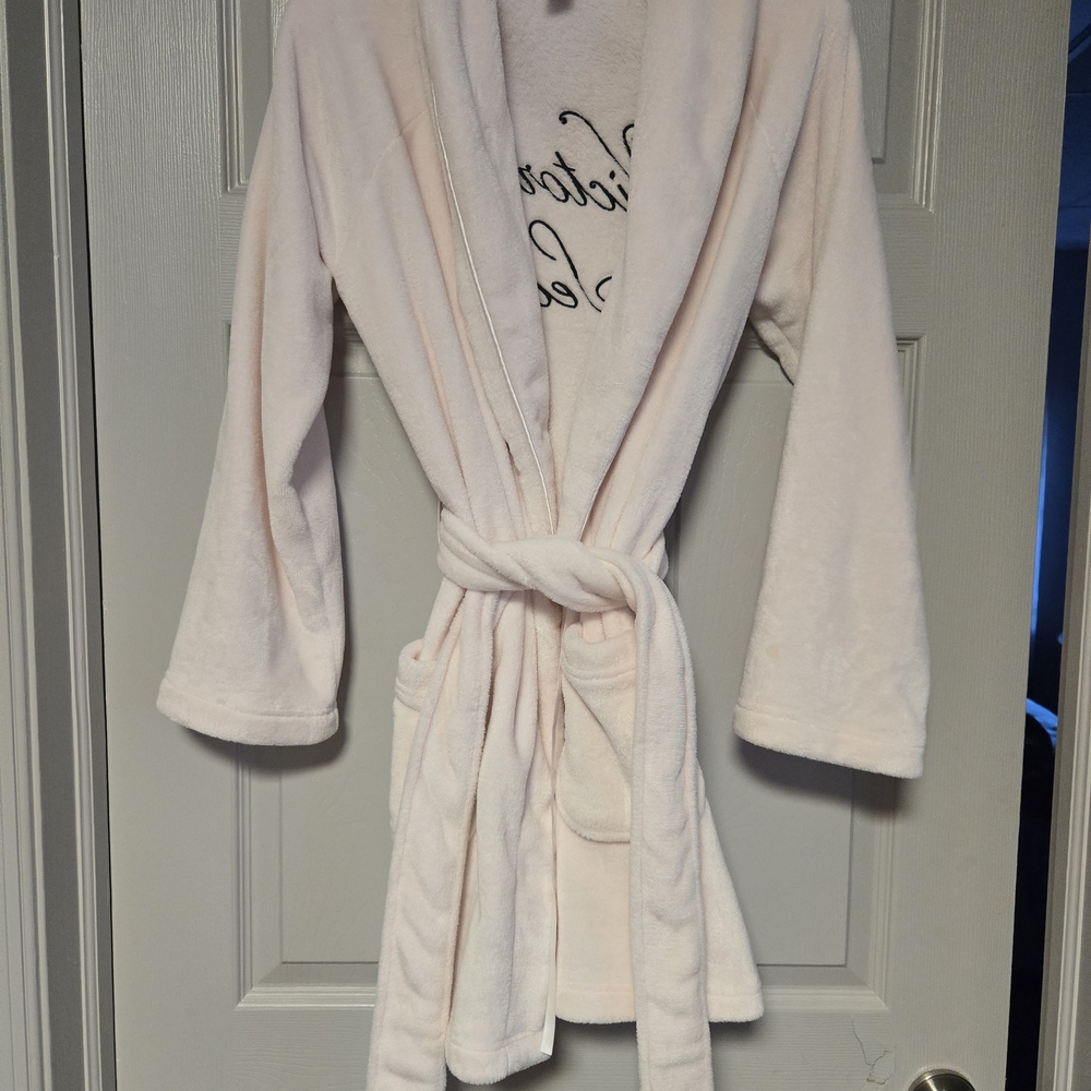Victoria's Secret Pink Plush Robe